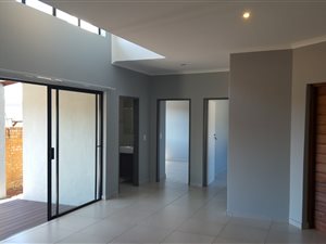 3 Bed House in Kameeldrift East
