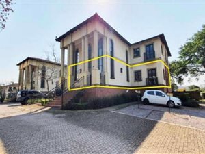211 m² Office Space in Hillcrest Central
