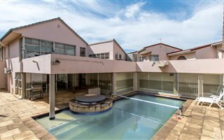 4 Bedroom House in Asherville