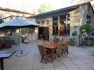 5 Bed House in Riviera
