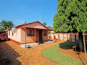 2 Bed House in Lenasia