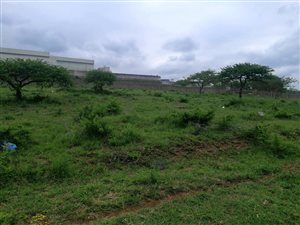 3000 m² Land available in Mkondeni