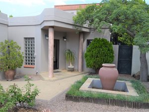 3 Bed Townhouse in Fourways