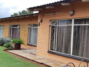 3 Bed House in Rothdene