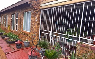 2 Bedroom Simplex in Clarina