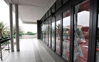 211 m² Retail Space in Sunningdale