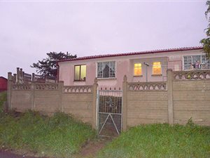 4 Bed Simplex in Grove End