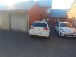 2 Bed Townhouse in Magalieskruin