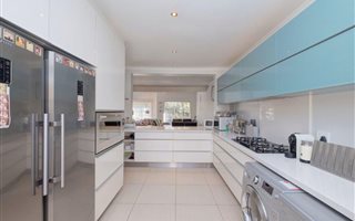 2 Bedroom Cluster in Woodmead