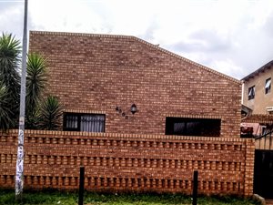 3 Bed House in Chiawelo