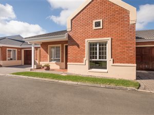 2 Bed Townhouse in Denneoord
