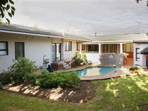 11 Bed House in Durbanville Central