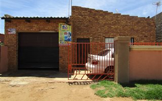 3 Bedroom House in Daveyton