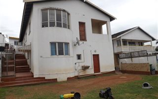 8 Bedroom House in Sydenham