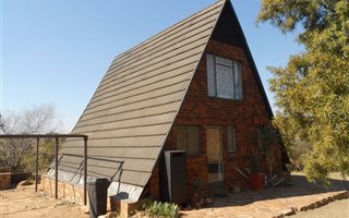 1 Bedroom House in Buffelspoort