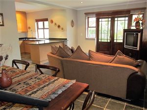 3 Bed Townhouse in Boschenmeer Golf Estate