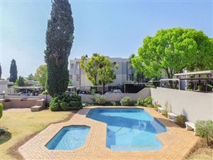 2 Bed Townhouse in Dowerglen