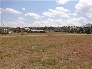 998 m² Land available in Waterlake Farm