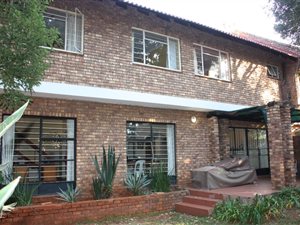3 Bed Townhouse in Observatory