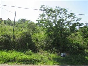 1187 m² Land available in La Mercy