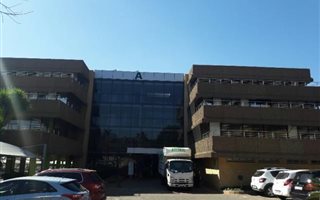 218 m² Office Space in Cresta