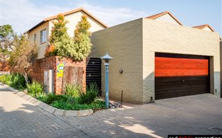 2 Bedroom Townhouse in Olympus