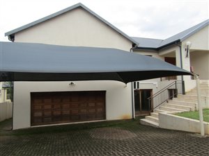 4 Bed House in Golden Acres Estate