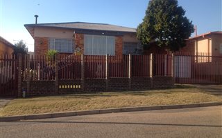 3 Bedroom House in Crosby