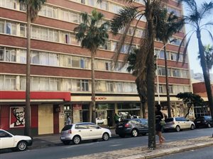 Flat in Albert Park