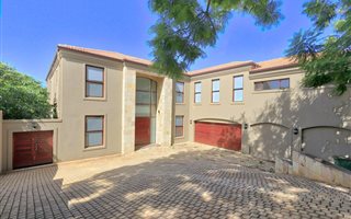 5 Bedroom House in Morningside