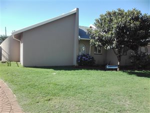 4 Bed House in Eike Park