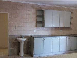 3 Bed House in Mayfair West