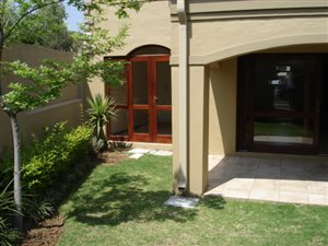 2 Bed Apartment in Douglasdale