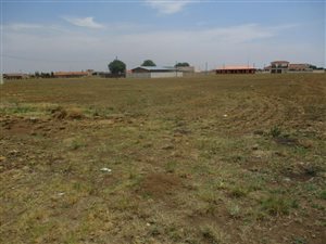 7606 m² Land available in Riversdale