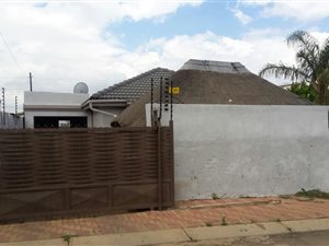 3 Bed House in Elandspoort