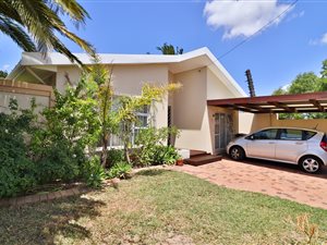 5 Bed House in Goodwood