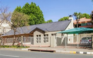 Commercial space in Norwood