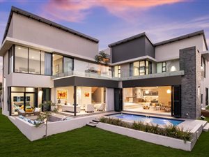 5 Bed House in Waterfall Country Estate