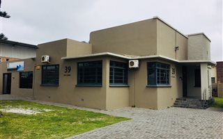 80 m² Office Space in Newton Park