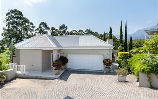 4 Bedroom House in Heather Park
