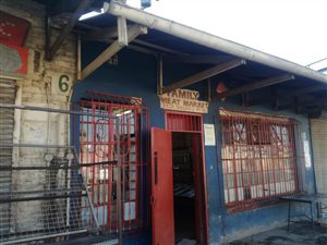 144 m² Farm in Meadowlands