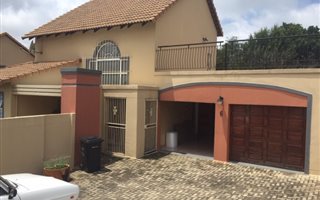 3 Bedroom Cluster in Glen Marais