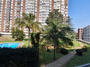 2 Bed Apartment in Bedford Gardens