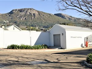 675 m² Land available in Paarl