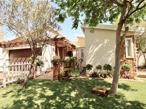 3 Bed House in The Meadows