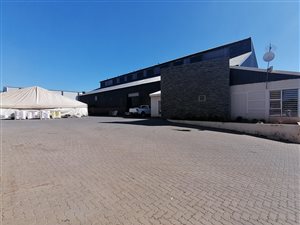 1070 m² Industrial space in Monavoni