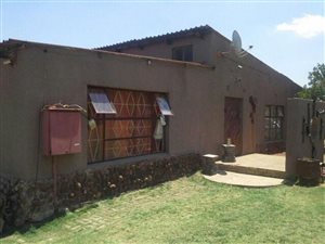 2 ha Farm in Rosashof