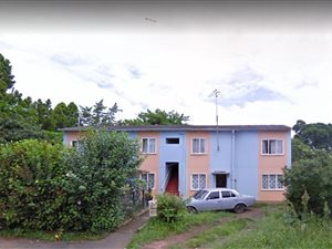 2 Bed Flat in Caneside