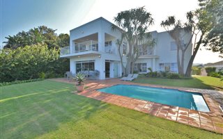 4 Bedroom House in Salt Rock