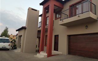3 Bedroom House in Thatchfield